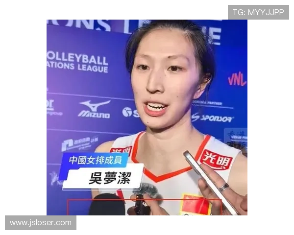 中国女排连克劲敌强势夺冠展现团队力量与永不言弃精神