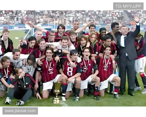 AC米兰俱乐部的辉煌历史与未来发展展望解析