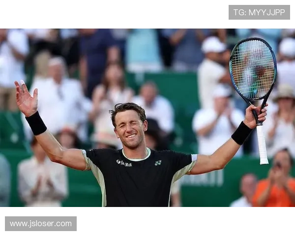 德约科维奇强势夺冠再创历史新纪录年轻新星崭露头角网球赛季风云再起