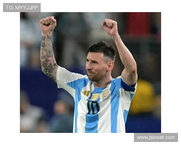 足球巨星梅西宣布加盟美国国际队 引发全球球迷热议